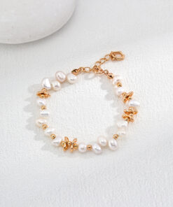 Irregular natural pearl bracelet