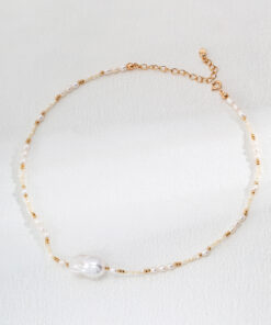 Simple natural pearl shell necklace (1)